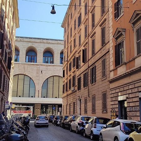 Appartamento Incantevole Roma Termini Luaran gambar
